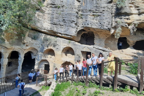 09 Kasım Hatay-Titus Tüneli- Beşikli Mağarası- Musa Ağacı- Vakıflı Köyü- Harbiye Şelalesi Turu