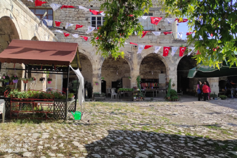 10 Kasım Alahan Manastırı-Yerköprü Şelalesi-Tarihi Taşhan Turu