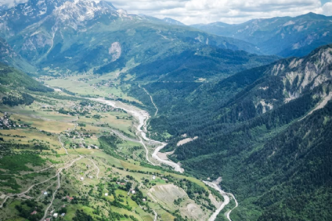 GÜRCİSTAN MESTİA SVANETİ TREKKİNG TURU-MERGEZ MACERA TURİZM